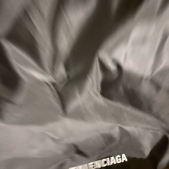 Balenciaga White Hightop Sneakers - Picture 7 of 7